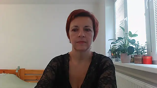 LoraLoraMay online show from 24, 9, 2025