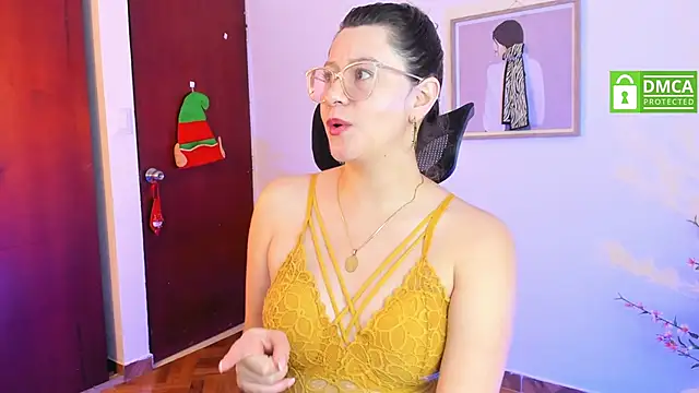 Chanelll Taylorr  online show from 28, 12, 2024