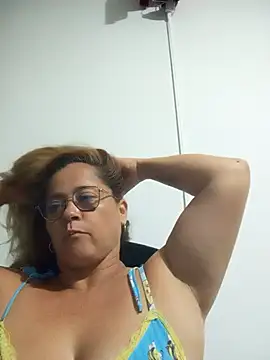 Snapshot of natally_ross21 chatting on 18, 11, 2025 natally ross21 online show from 18, 11, 2025