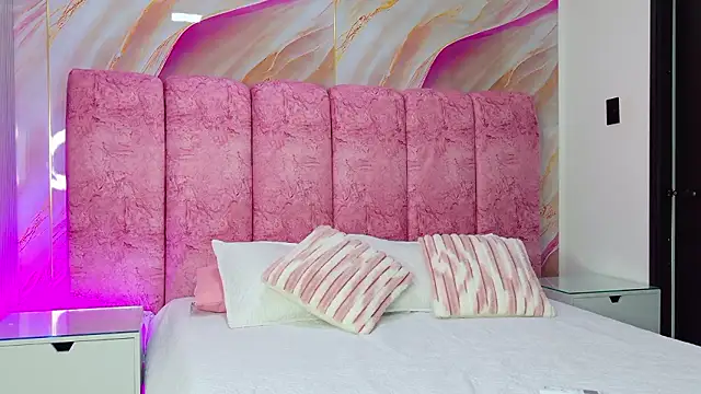 kendal rossi online show from 16, 3, 2026