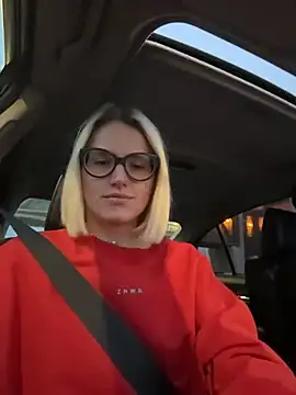 Sexy Sweets online show from 9, 11, 2025