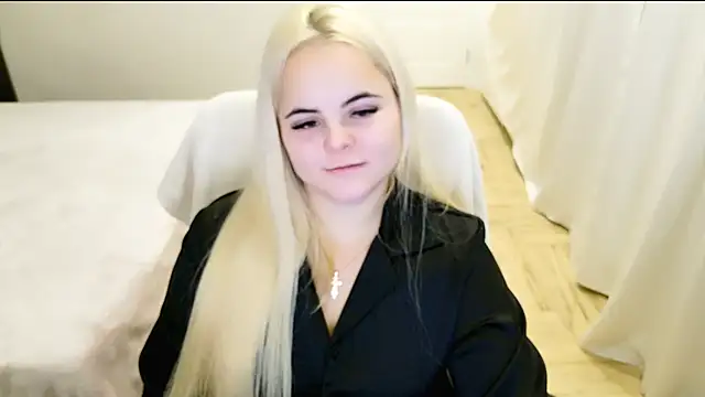 Snapshot of lovely-eyes chatting on 14, 12, 2024 lovely-eyes online show from 14, 12, 2024