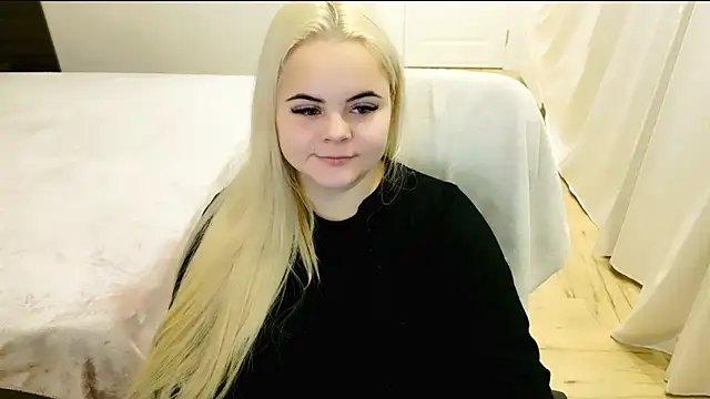 Snapshot of lovely-eyes chatting on 15, 12, 2024 lovely-eyes online show from 15, 12, 2024