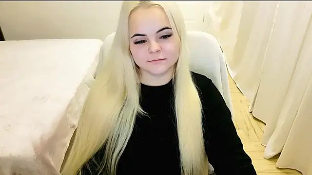 Snapshot of lovely-eyes chatting on 19, 12, 2024 lovely-eyes online show from 19, 12, 2024