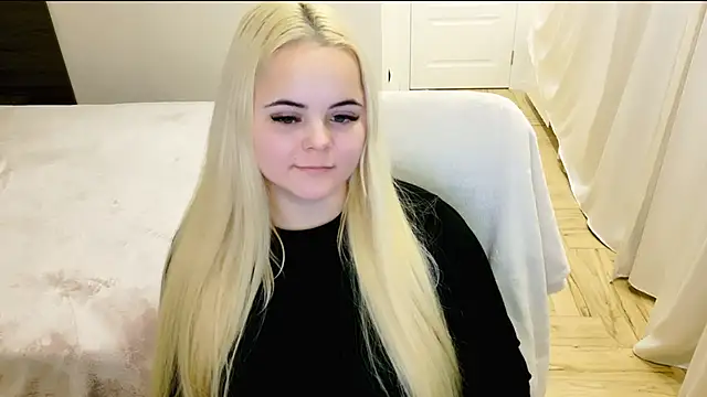 Snapshot of lovely-eyes chatting on 20, 12, 2024 lovely-eyes online show from 20, 12, 2024