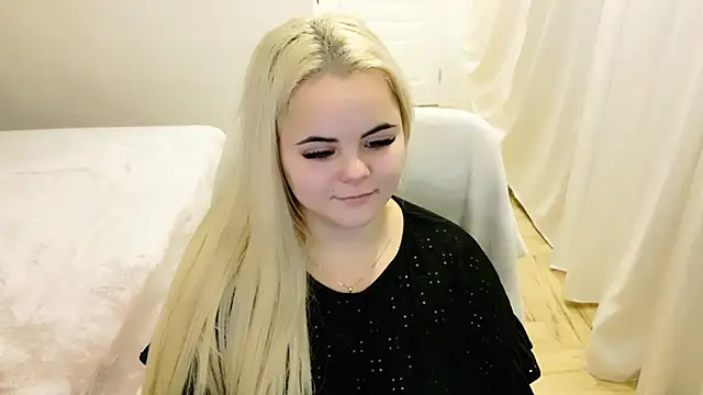 Snapshot of lovely-eyes chatting on 27, 12, 2024 lovely-eyes online show from 27, 12, 2024