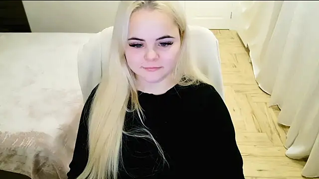 Snapshot of lovely-eyes chatting on 29, 12, 2024 lovely-eyes online show from 29, 12, 2024