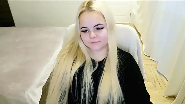 Snapshot of lovely-eyes chatting on 26, 1, 2025 lovely-eyes online show from 26, 1, 2025