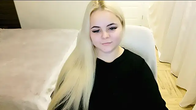 Snapshot of lovely-eyes chatting on 27, 1, 2025 lovely-eyes online show from 27, 1, 2025