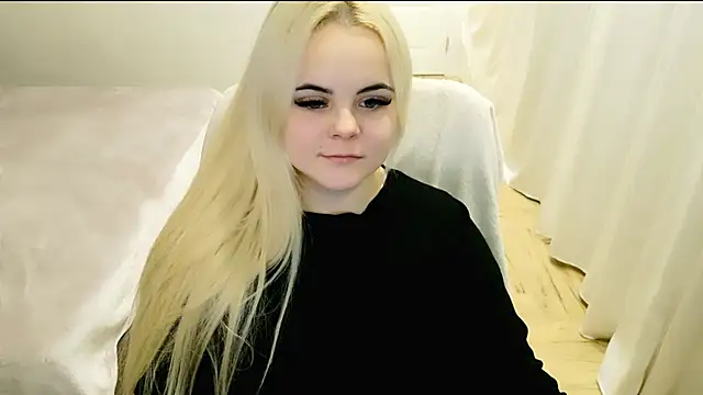 Snapshot of lovely-eyes chatting on 7, 2, 2025 lovely-eyes online show from 7, 2, 2025