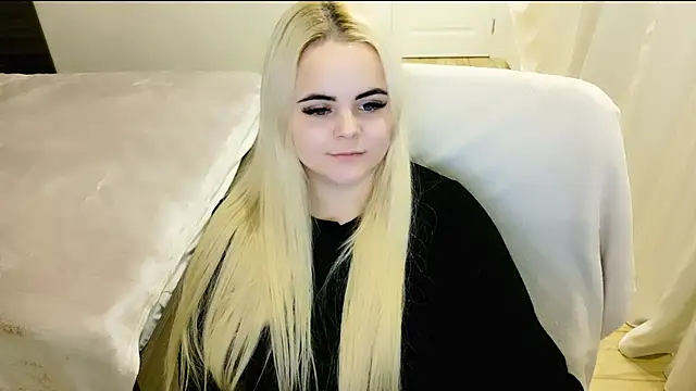 Snapshot of lovely-eyes chatting on 14, 2, 2025 lovely-eyes online show from 14, 2, 2025