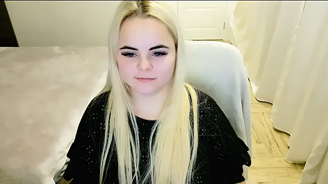 Snapshot of lovely-eyes chatting on 15, 2, 2025 lovely-eyes online show from 15, 2, 2025