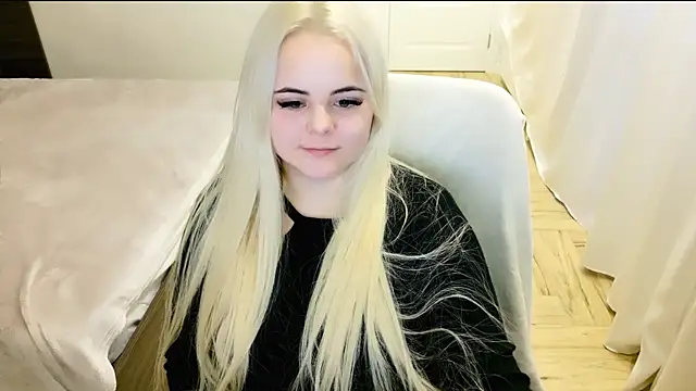 Snapshot of lovely-eyes chatting on 24, 2, 2025 lovely-eyes online show from 24, 2, 2025