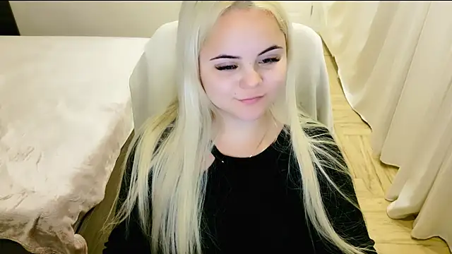 Snapshot of lovely-eyes chatting on 18, 3, 2025 lovely-eyes online show from 18, 3, 2025