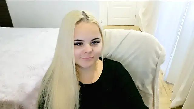 Snapshot of lovely-eyes chatting on 19, 3, 2025 lovely-eyes online show from 19, 3, 2025