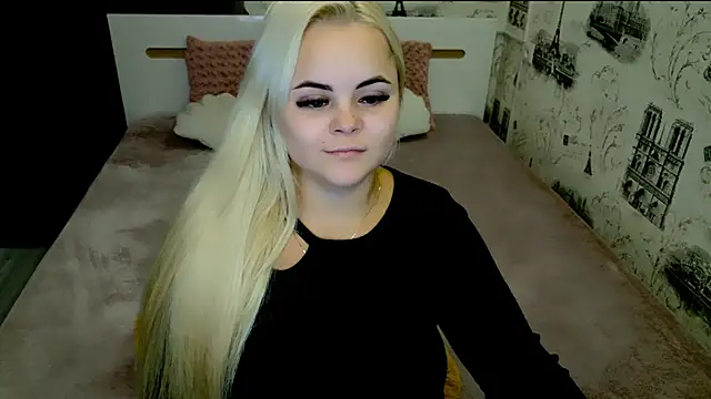 Snapshot of lovely-eyes chatting on 10, 9, 2025 lovely-eyes online show from 10, 9, 2025