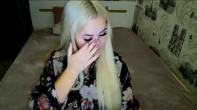 Snapshot of lovely-eyes chatting on 18, 9, 2025 lovely-eyes online show from 18, 9, 2025