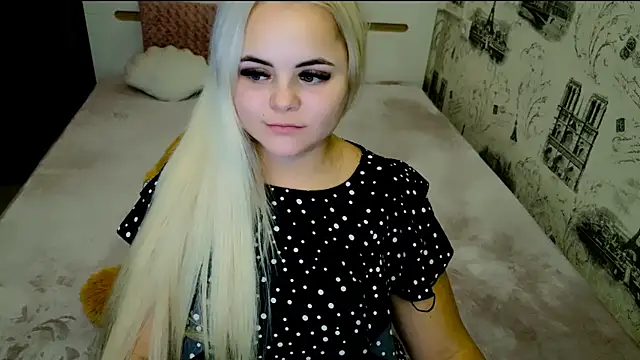 Snapshot of lovely-eyes chatting on 20, 10, 2025 lovely-eyes online show from 20, 10, 2025