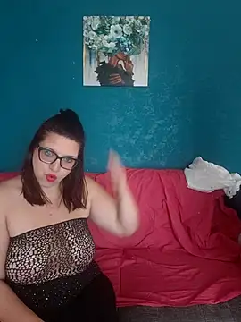 Snapshot of carolyne2023 chatting on 7, 11, 2025 carolyne2023 online show from 7, 11, 2025