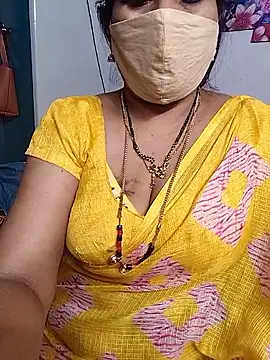 Snapshot of Rani_Darling_99 chatting on 8, 1, 2026 Rani Darling 99 online show from 8, 1, 2026