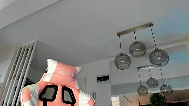 IreneVON online show from 15, 10, 2025