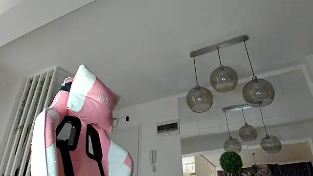 Snapshot of IreneVON chatting on 5, 2, 2026 IreneVON online show from 5, 2, 2026