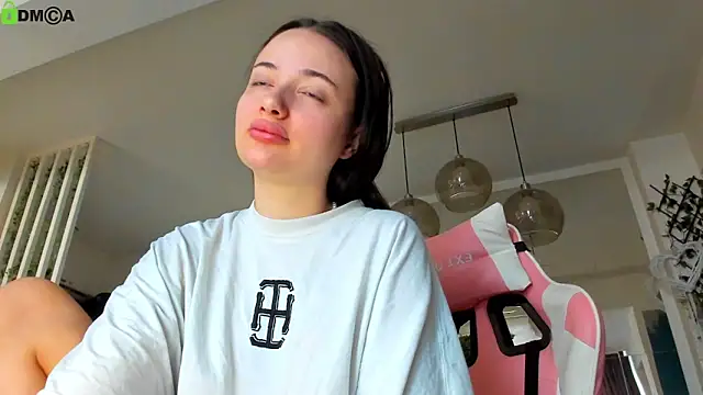 Snapshot of IreneVON chatting on 16, 3, 2026 IreneVON online show from 16, 3, 2026