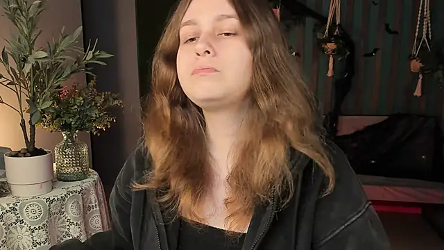 FioraMarmoris online show from 20, 10, 2025