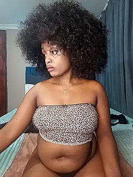 Queen-Chocolate online show from 15, 3, 2026