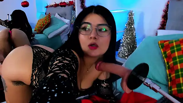Samantha  Vega online show from 28, 12, 2024