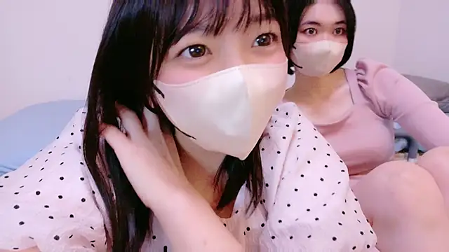 Snapshot of HaruruHappy chatting on 13, 9, 2025 HaruruHappy online show from 13, 9, 2025