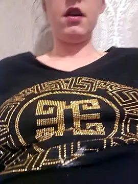 Snapshot of Jasmin-White chatting on 15, 12, 2024 Jasmin-White online show from 15, 12, 2024