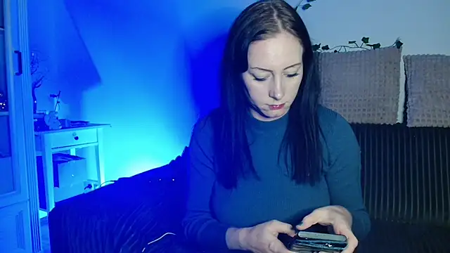 Jasmin-White online show from 2, 10, 2025
