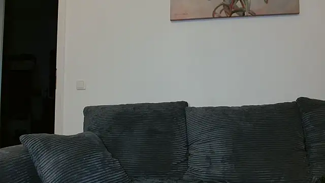 Snapshot of Jasmin-White chatting on 10, 10, 2025 Jasmin-White online show from 10, 10, 2025