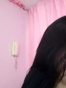 Snapshot of GabyWalter chatting on 17, 12, 2024 GabyWalter online show from 17, 12, 2024