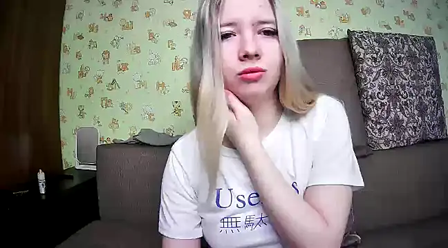 Snapshot of ViolaCandy chatting on 21, 1, 2025 ViolaCandy online show from 21, 1, 2025