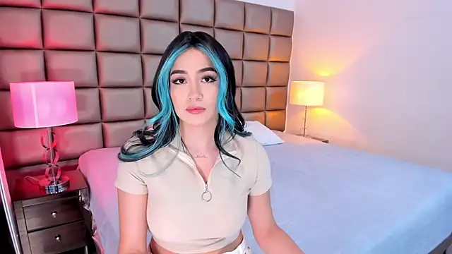 AnnyHizzle online show from 23, 1, 2025