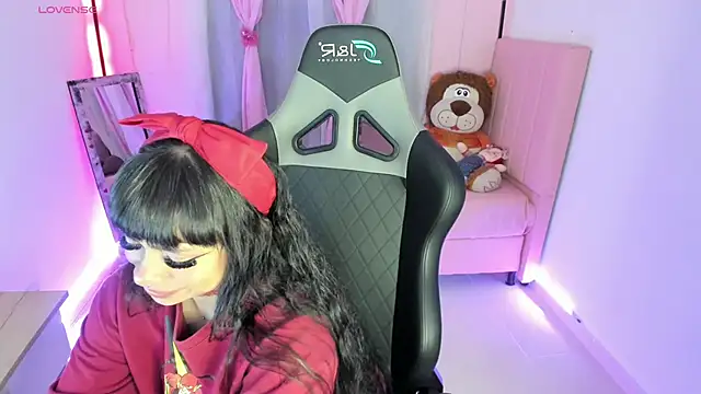 Snapshot of zoesullivan chatting on 18, 2, 2025 zoesullivan online show from 18, 2, 2025