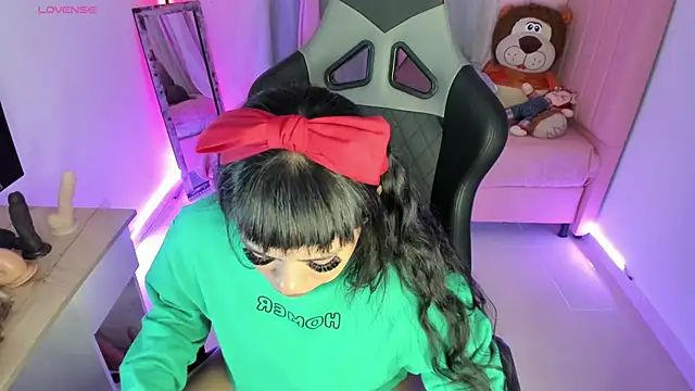 Snapshot of zoesullivan chatting on 20, 2, 2025 zoesullivan online show from 20, 2, 2025
