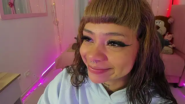 Snapshot of zoesullivan chatting on 26, 9, 2025 zoesullivan online show from 26, 9, 2025