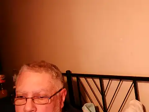 100Tauros online show from 12, 10, 2025