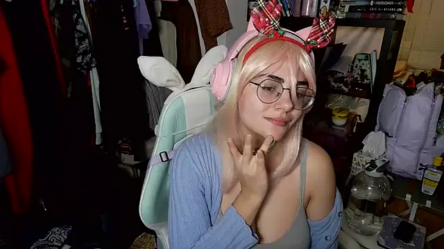 Snapshot of mochi_rainbow chatting on 22, 12, 2024 mochi rainbow online show from 22, 12, 2024