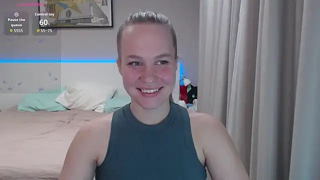 Snapshot of annabel8 chatting on 20, 9, 2025 annabel8 online show from 20, 9, 2025