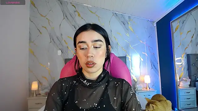 Snapshot of Julieta_De_Los_Angeles chatting on 20, 1, 2025 Julieta De Los Angeles online show from 20, 1, 2025