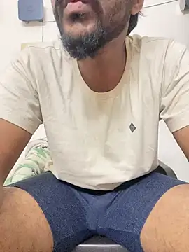 Snapshot of Hottest_Tamil chatting on 8, 1, 2025 Hottest Tamil online show from 8, 1, 2025