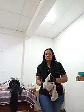 Snapshot of XGabrielaXX chatting on 17, 11, 2025 XGabrielaXX online show from 17, 11, 2025