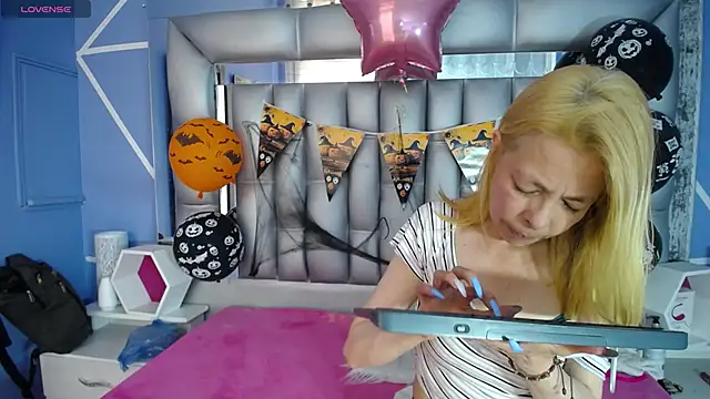 sophia ny online show from 25, 10, 2025