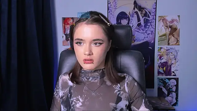 Snapshot of liana_kisses chatting on 5, 12, 2024 liana kisses online show from 5, 12, 2024