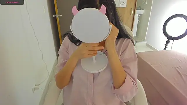 misstoya online show from 12, 2, 2025