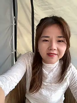 Snapshot of Efangfang chatting on 18, 12, 2024 Efangfang online show from 18, 12, 2024